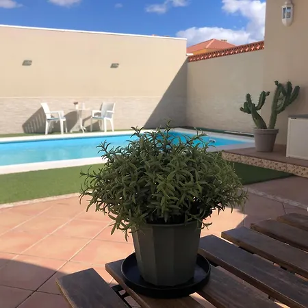 Mar&mar, Con Solarium Y Piscina アパート